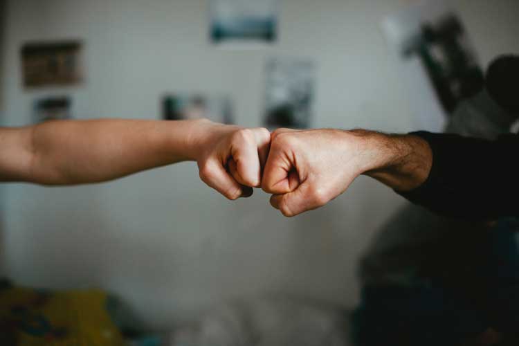 Solo amigos. ¿Solo? ¿Y te parece poco?