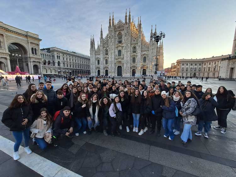 Un viaje a Milán como premio a un año de esfuerzo
