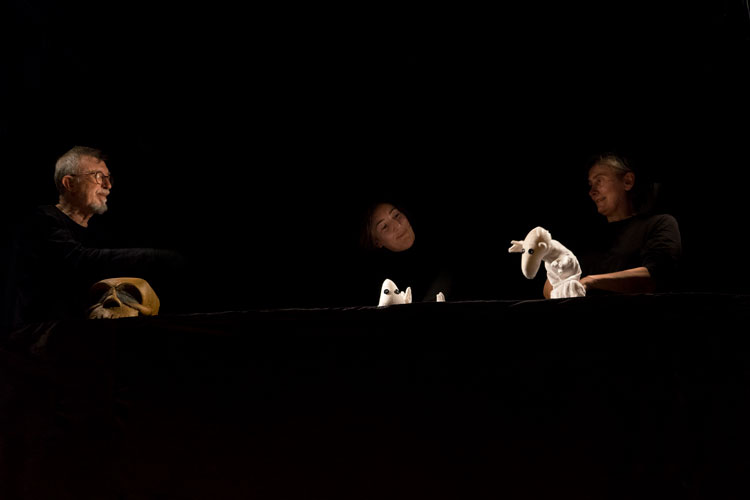 La obra ‘SeRes Uhmonos’ conquista el escenario de La Diezma de Gelsa
