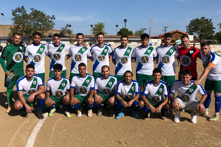 El CF Escatrón renace ocho años después y busca el apoyo de sus socios