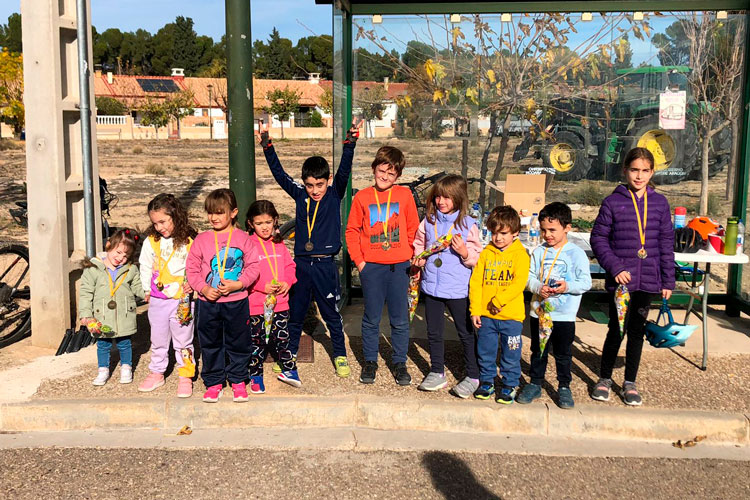 Escatrón celebra su tradicional Fiesta de la Luz