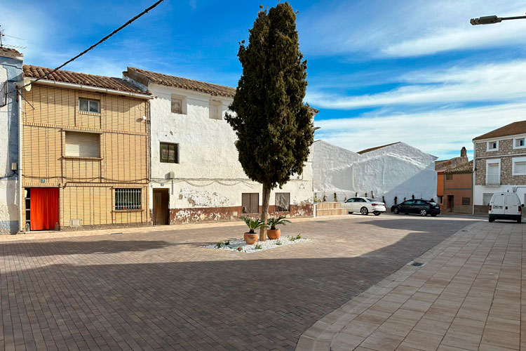 Nueva imagen de la plaza del Torreón de La Zaida