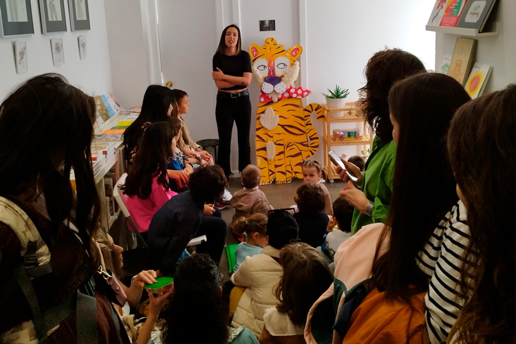 Vera Galindo presenta su último libro ilustrado: ‘Lila & Lola’