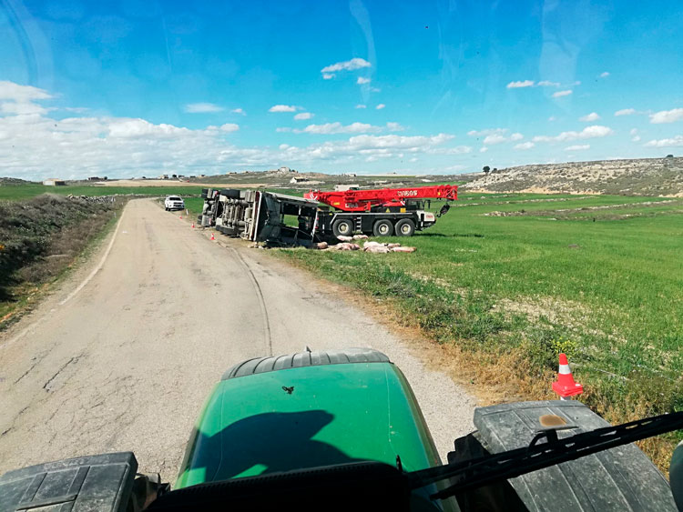 La Ribera Baja reclama el arreglo de la A-1105 y la A-2105 y pide su inclusión en el nuevo Plan General de Carreteras