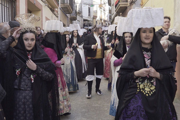 Escatrón celebra este miércoles su acto central de las fiestas de Santa Águeda: la procesión de las Panbenditeras