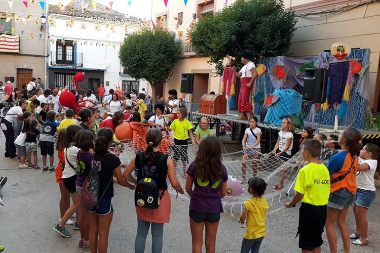 Sástago recibe este jueves a Coscorrón, banda de animación