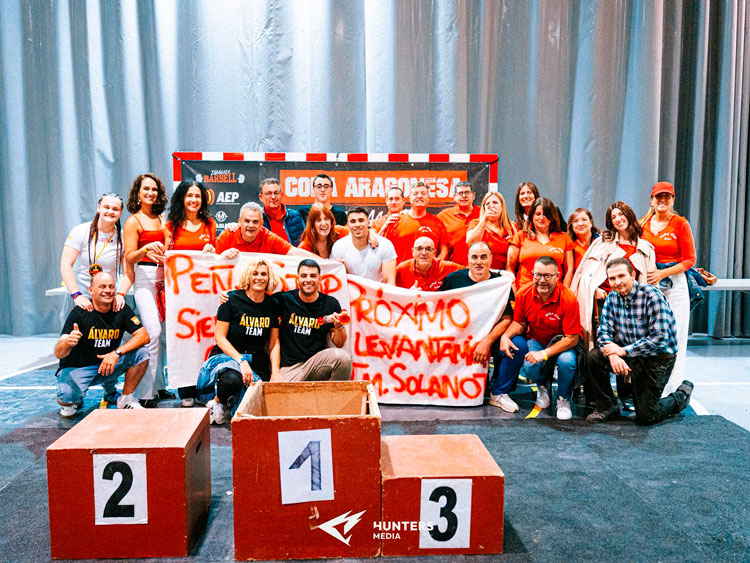 Emoción y potencia en casa: Álvaro Solanot brilla en la Copa Aragonesa de Powerlifting celebrada en Gelsa