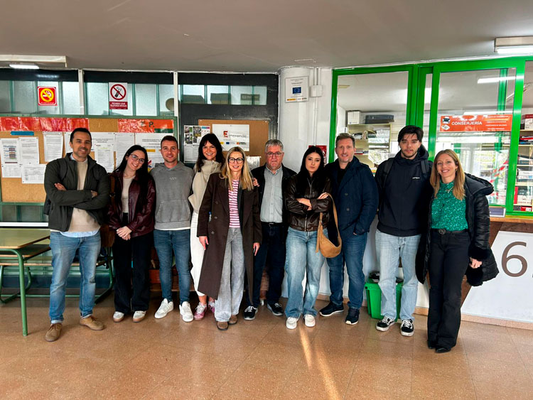 Alumnos del IES Benjamín Jarnés conocen el mundo laboral de la mano de antiguos estudiantes en una nueva sesión de “Diálogos Acertados”