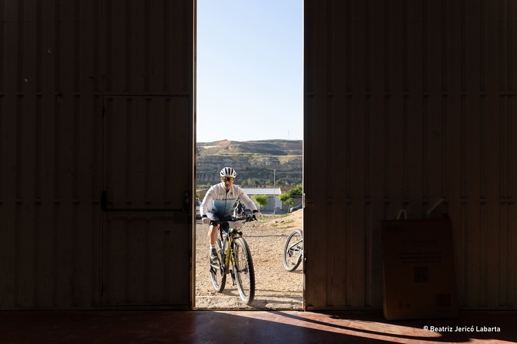 La V BTT Meandros de Sástago deja un recorrido histórico, 3.000 euros para ASPANOA y un cambio de líder en el Open