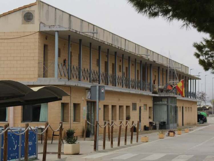 Escatrón licita la gestión del Centro Náutico Municipal por cuatro años